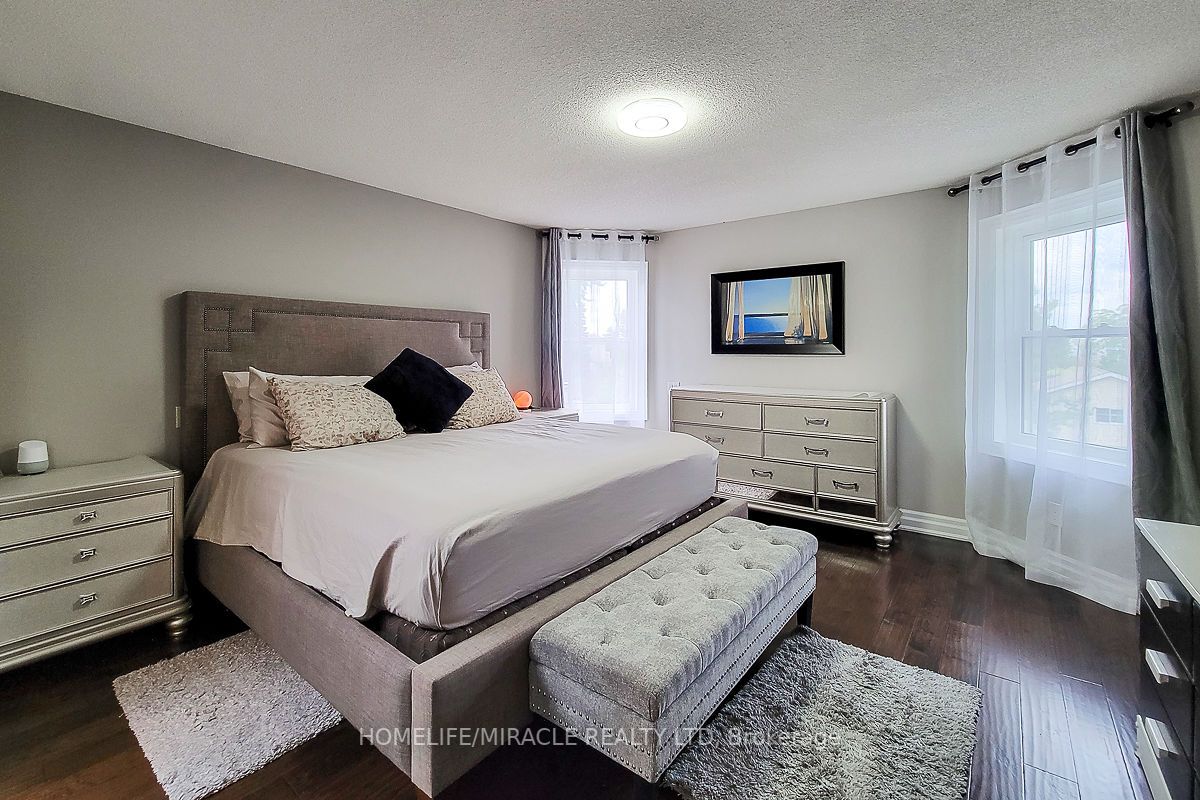 71 Richmond Cres
