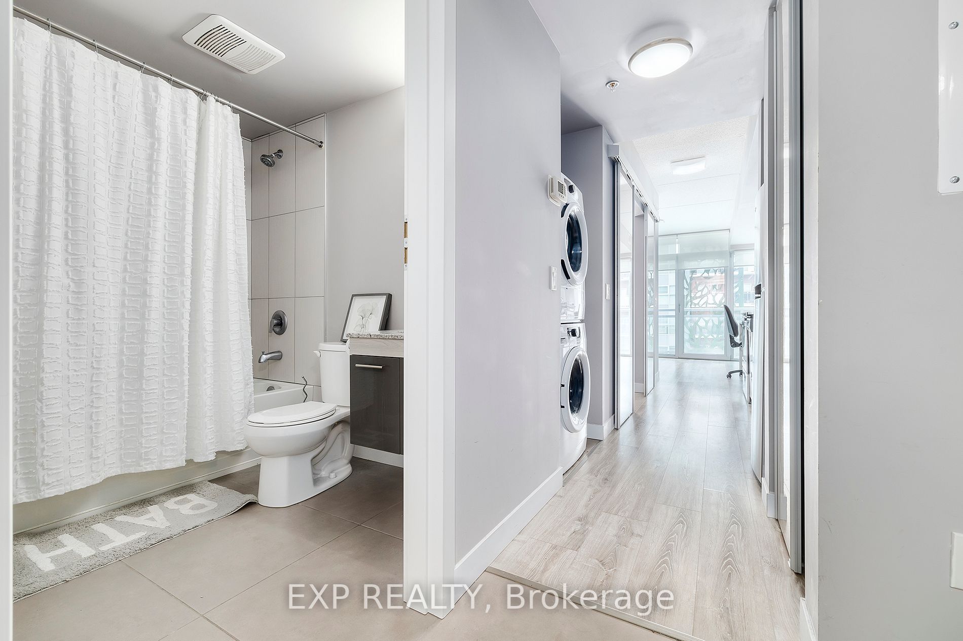 250 Albert St, #302