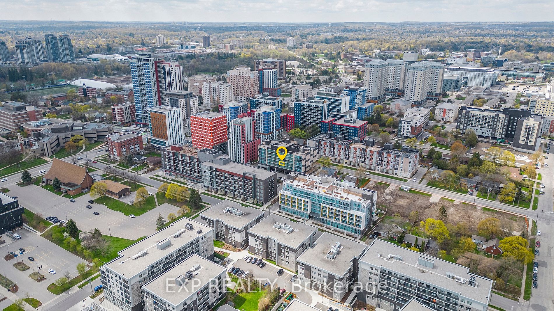 250 Albert St, #302