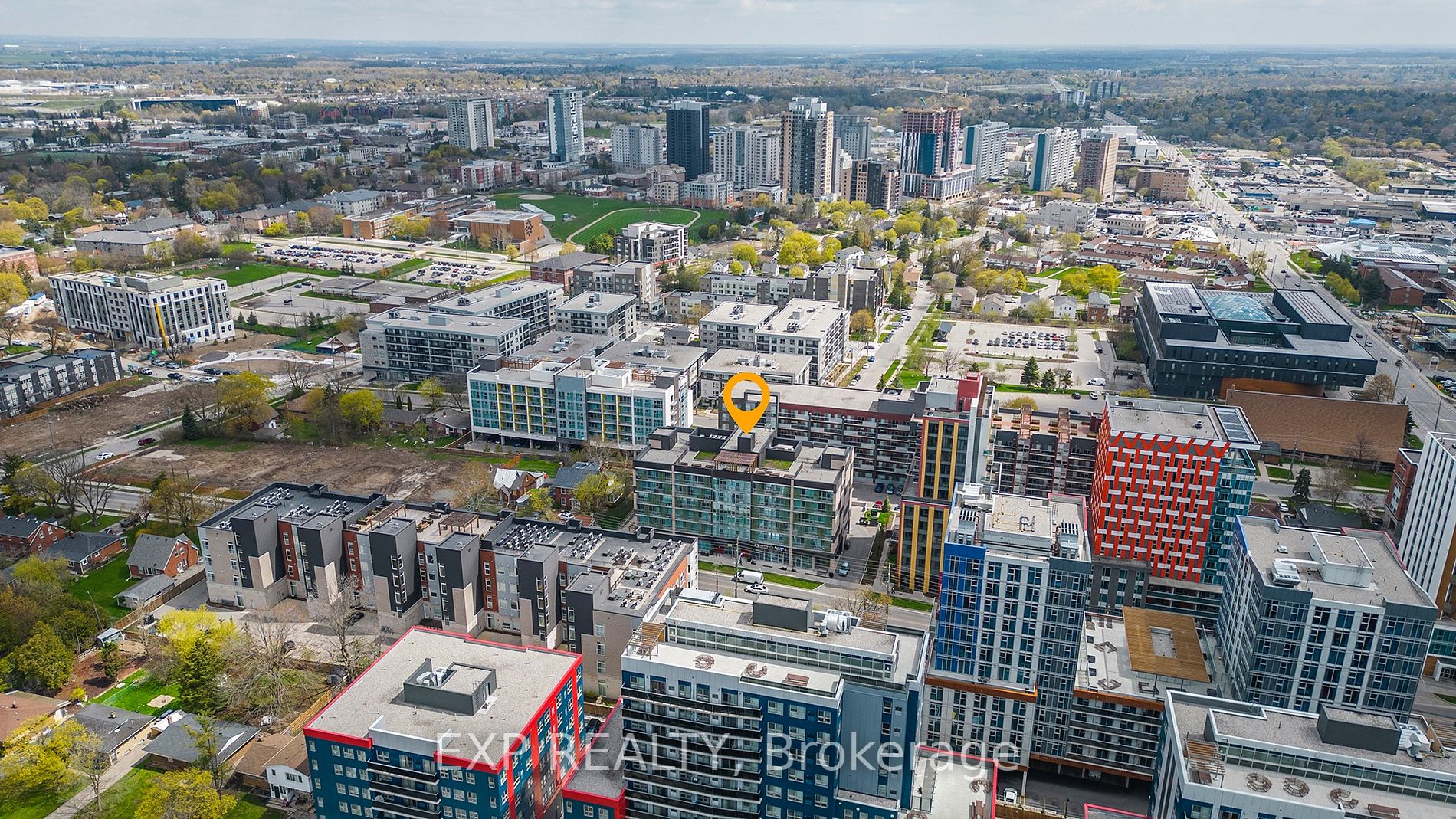 250 Albert St, #302