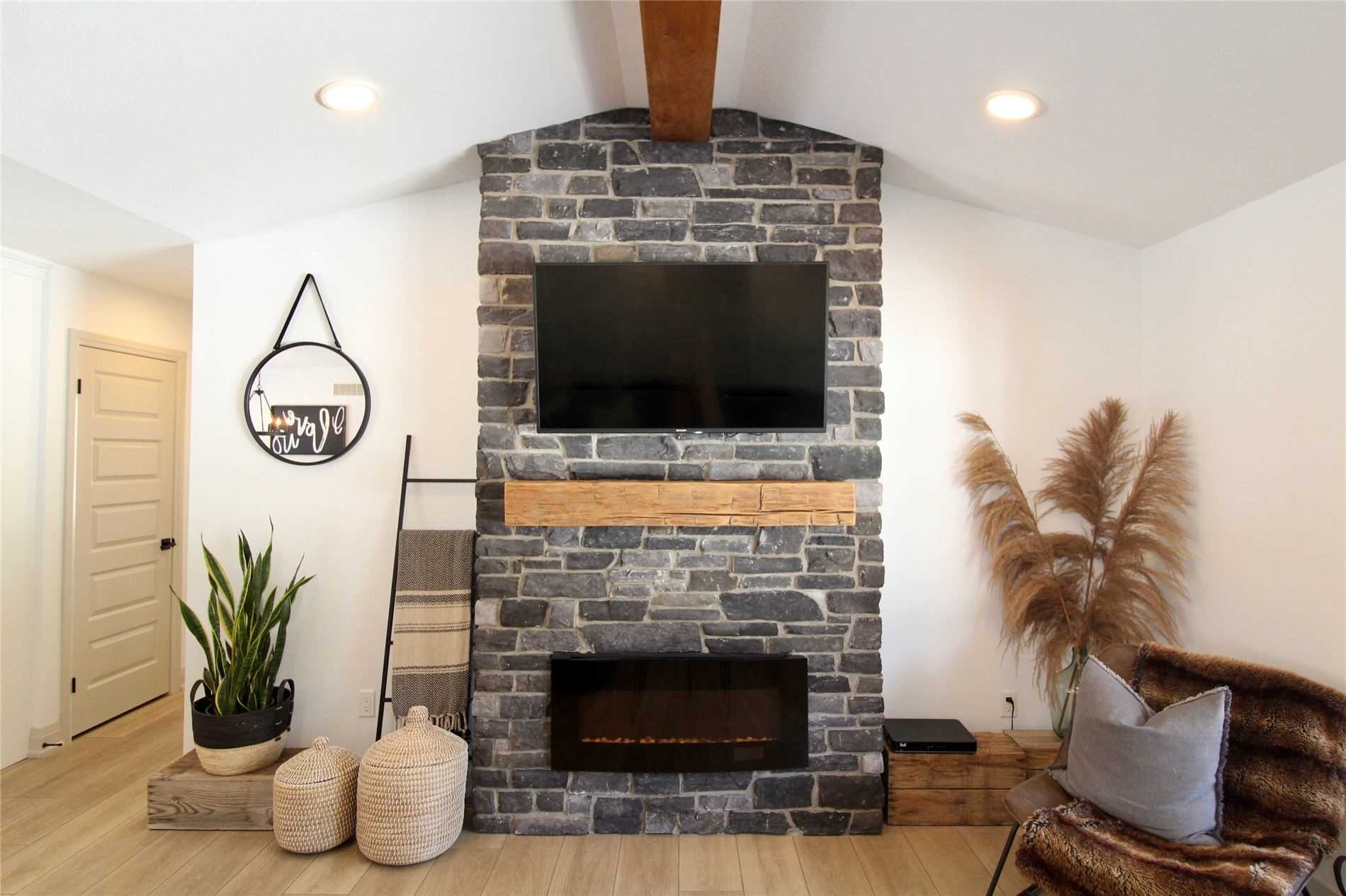 Listing X5955649 - Large Photo # 6