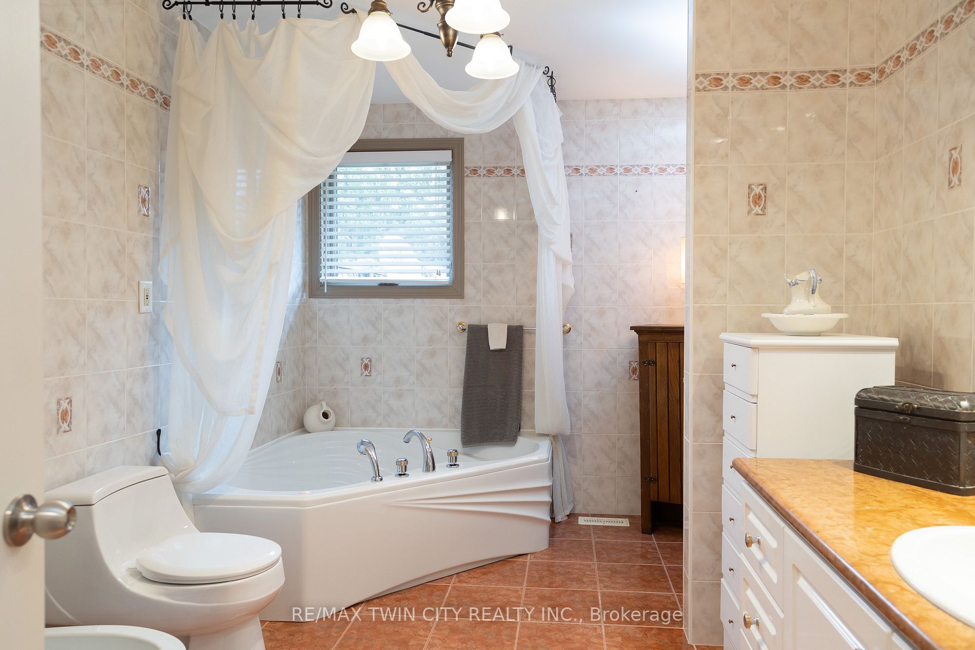 Listing X5955760 - Large Photo # 14