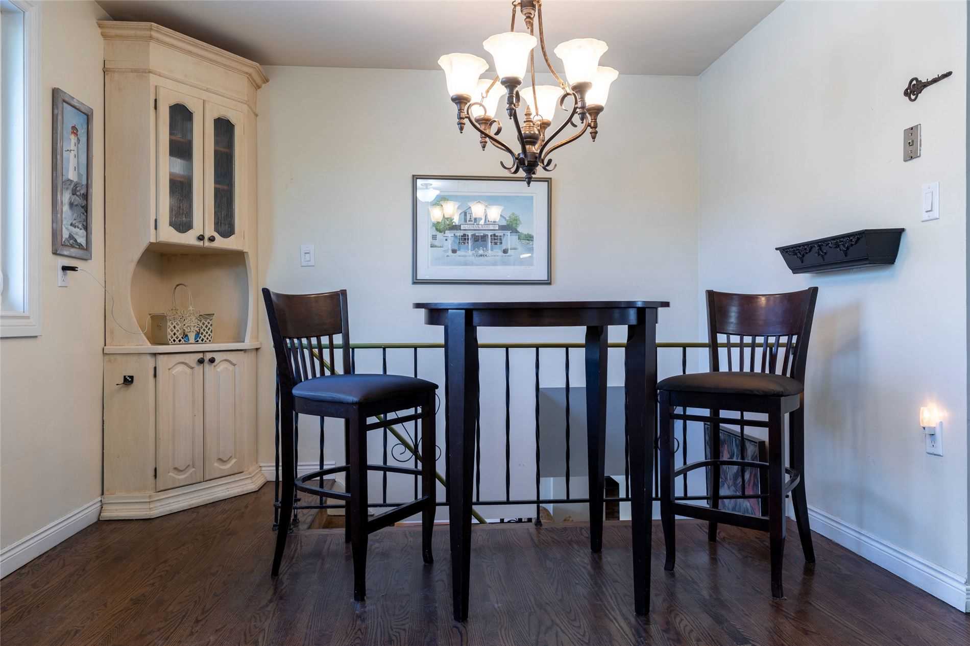 4 Valleydale Crt