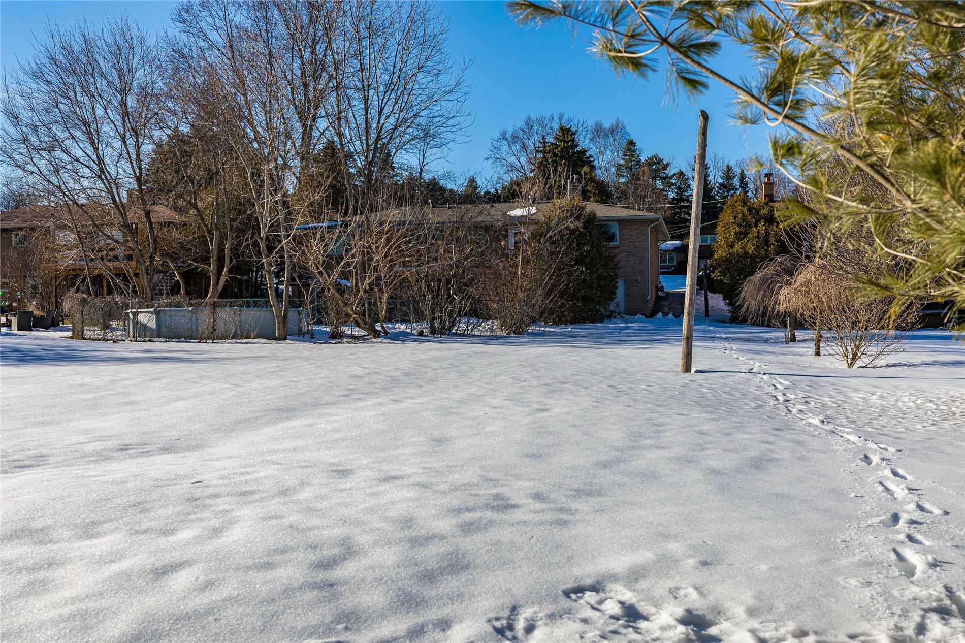 4 Valleydale Crt