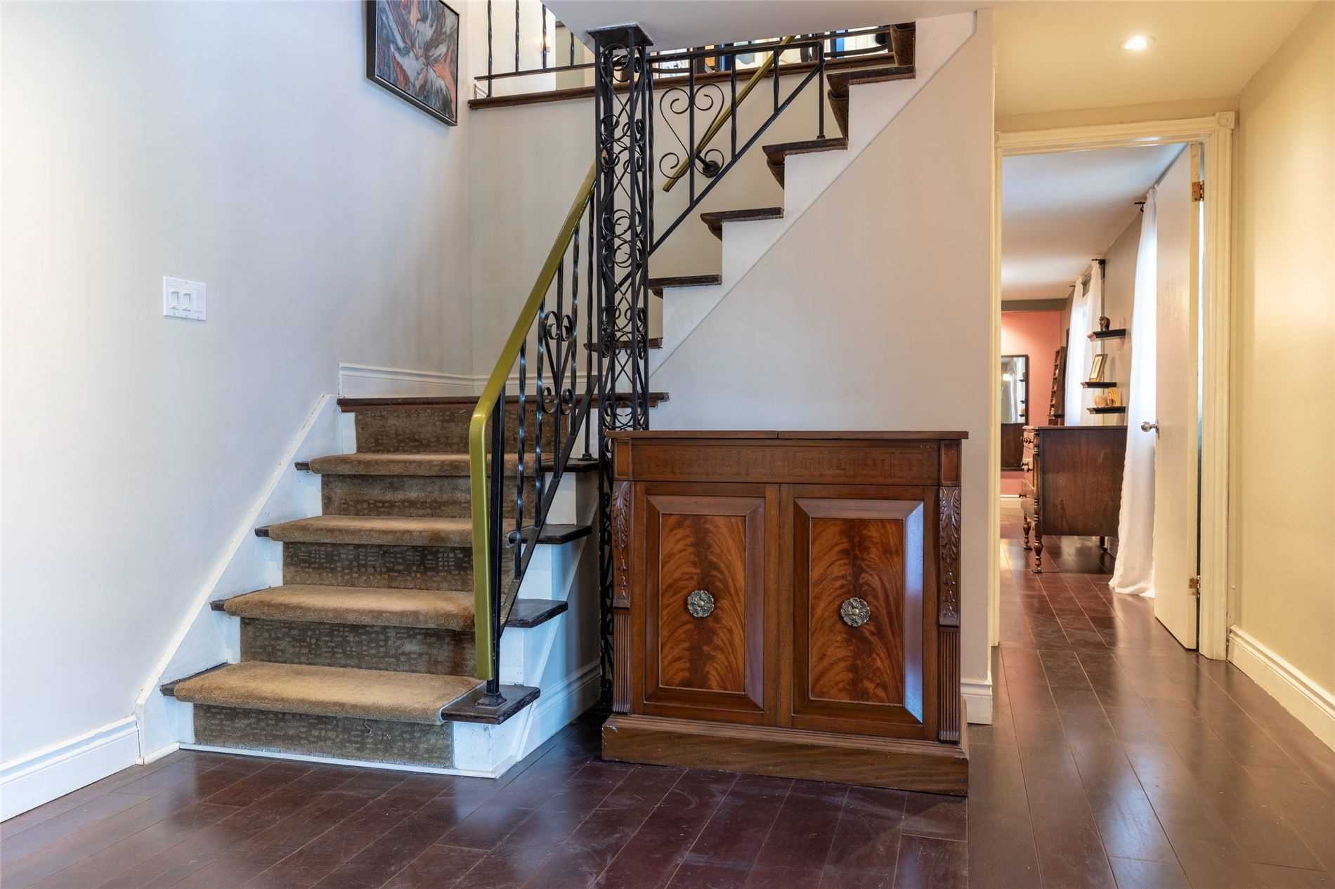 4 Valleydale Crt