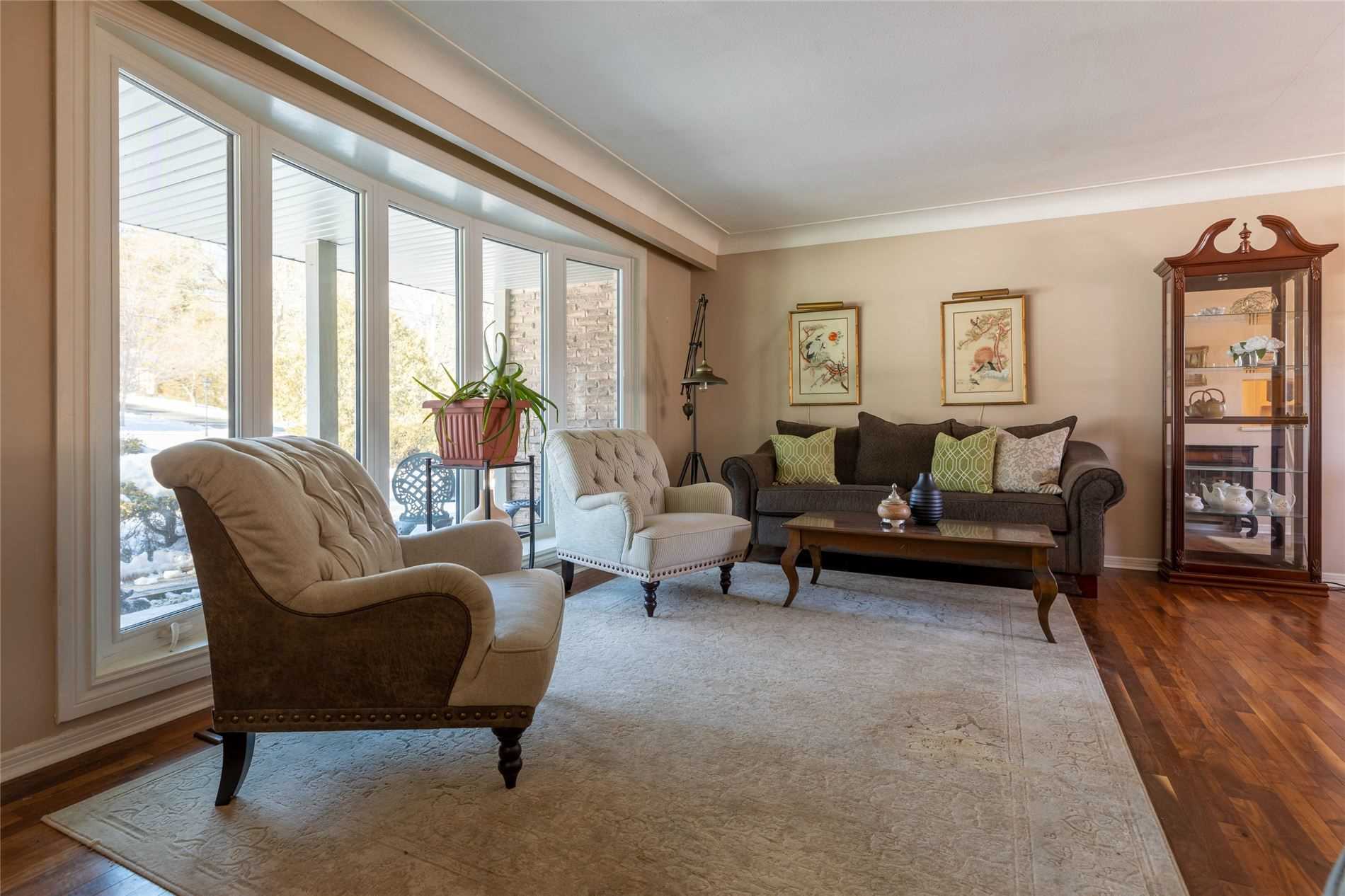 4 Valleydale Crt