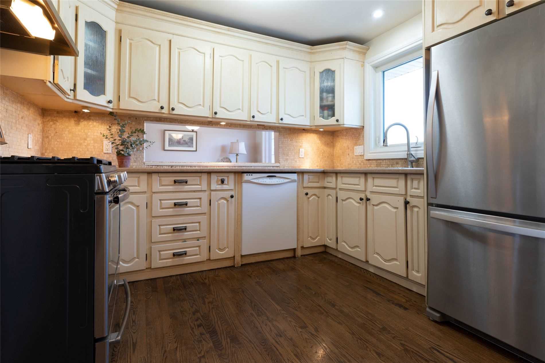 4 Valleydale Crt