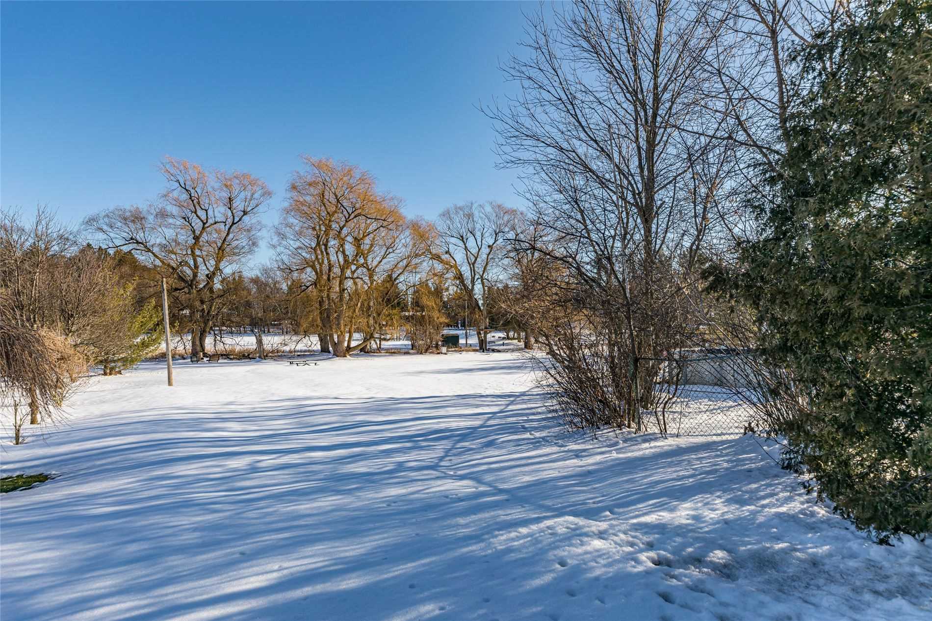 4 Valleydale Crt