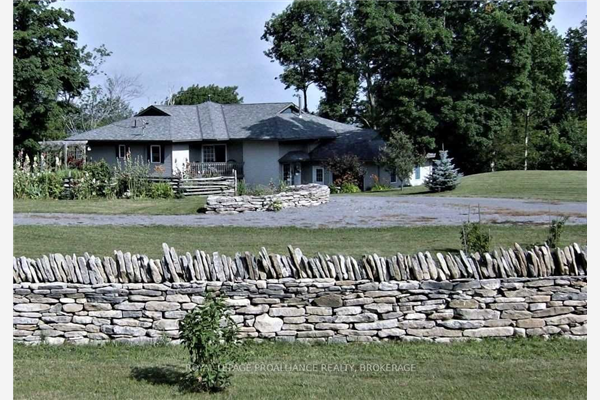 3061 County Road 7, Prince Edward County