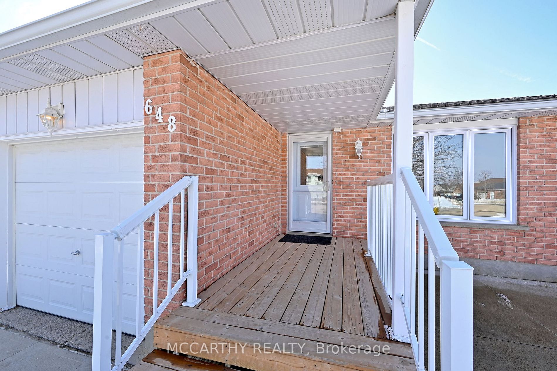 648 Canfield Pl