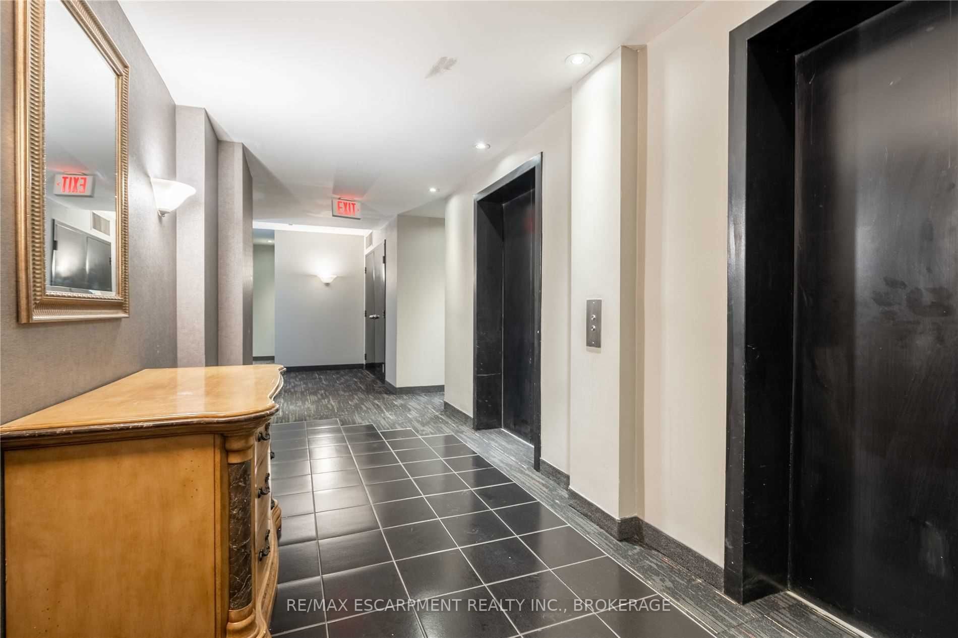 Listing X5957221 - Large Photo # 12