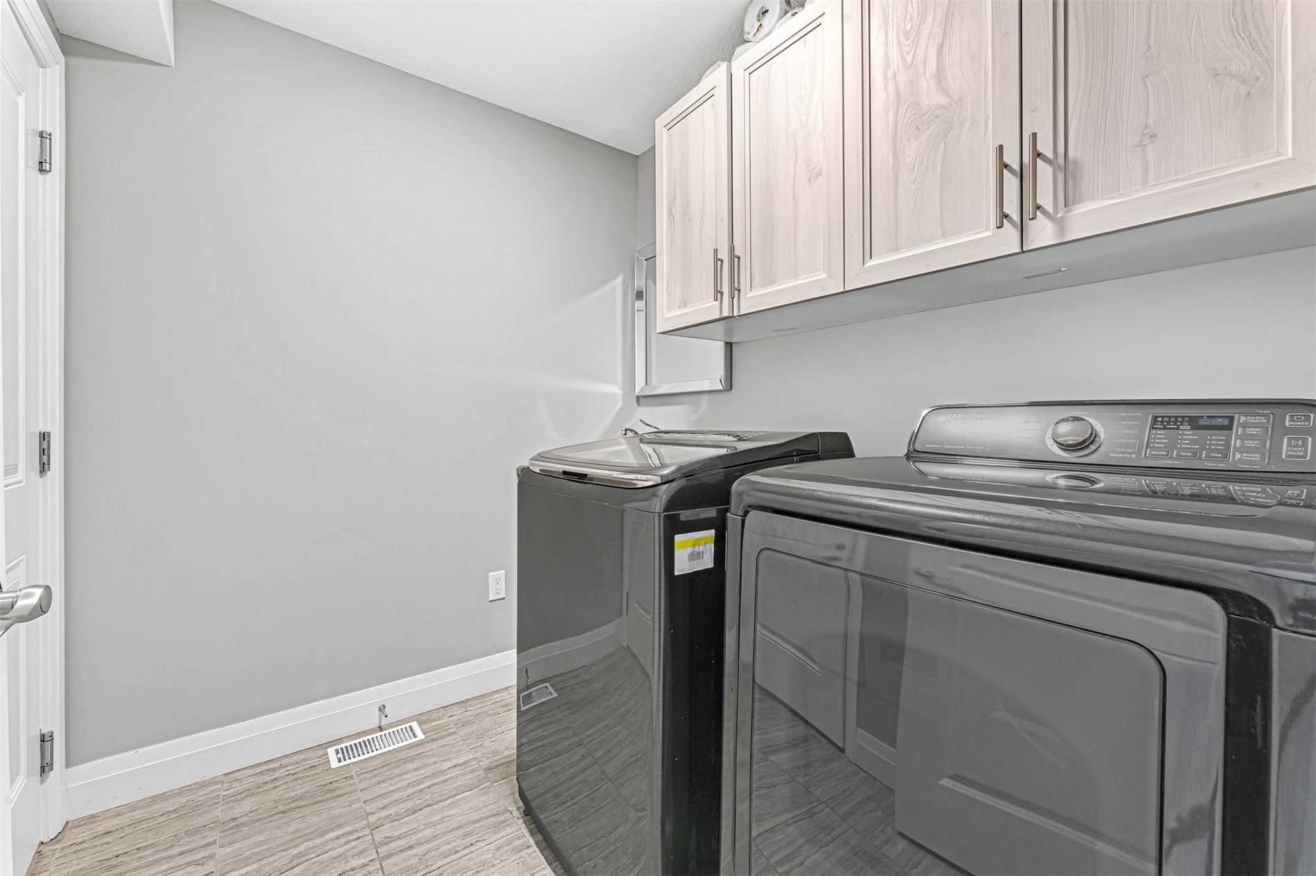 123 Stephenson Way, Minto