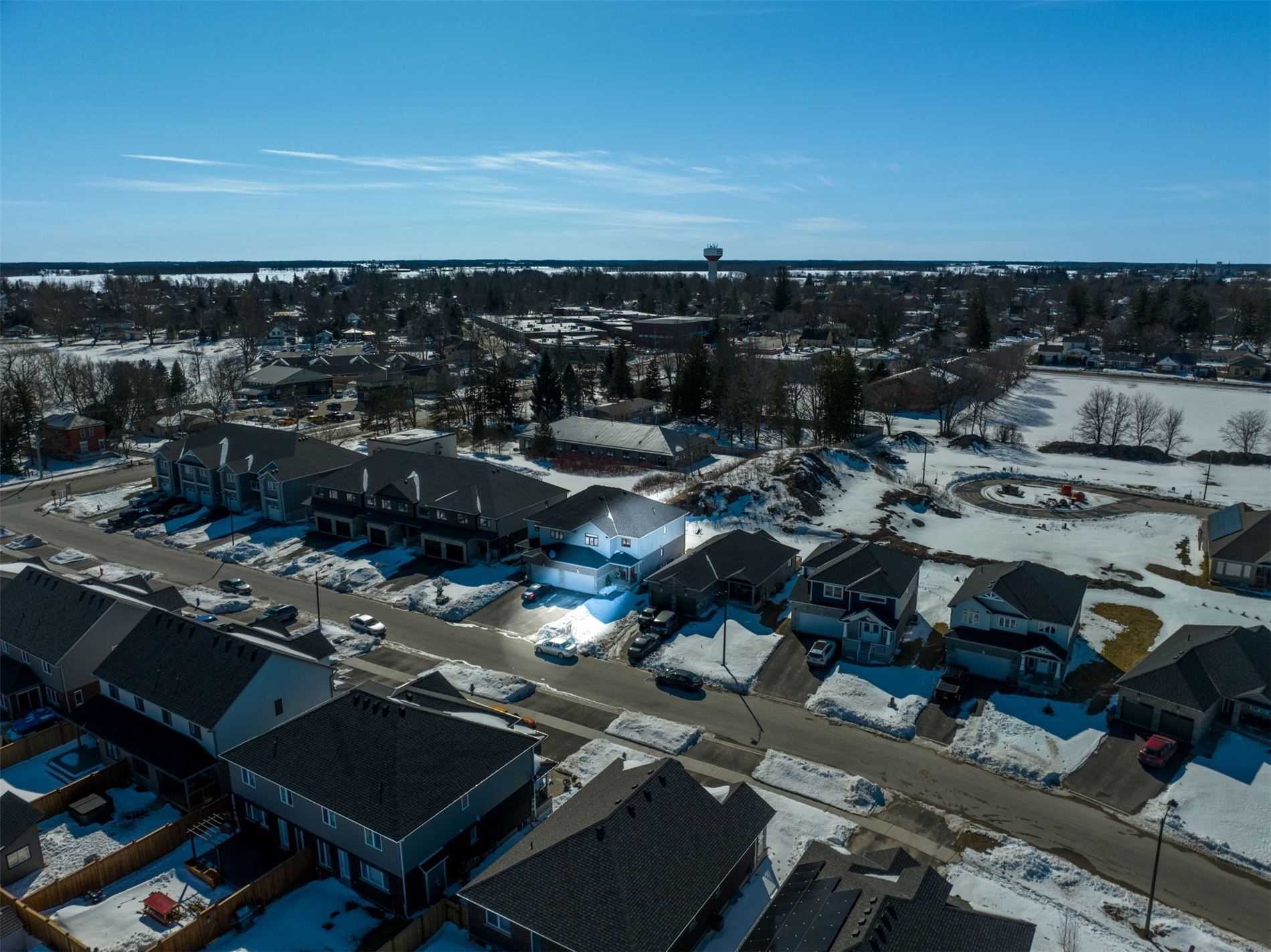 123 Stephenson Way, Minto