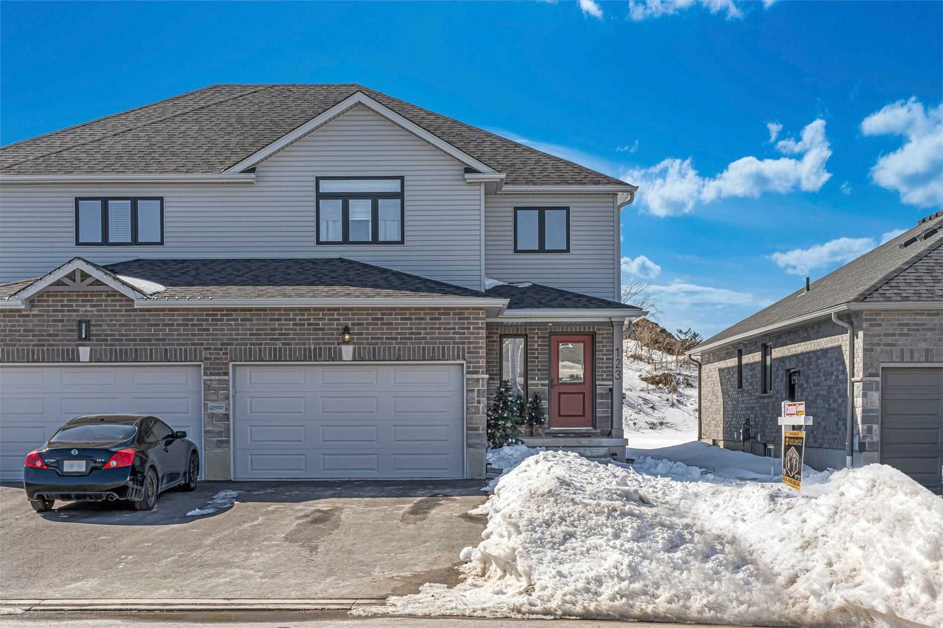 123 Stephenson Way, Minto