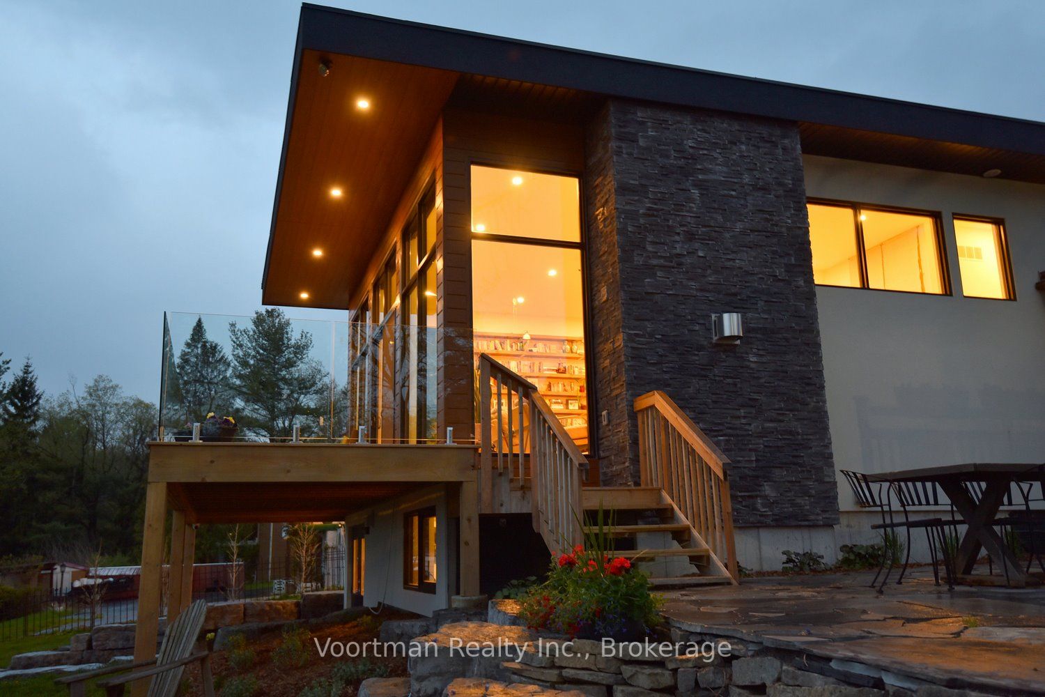 84 Maple Avenue