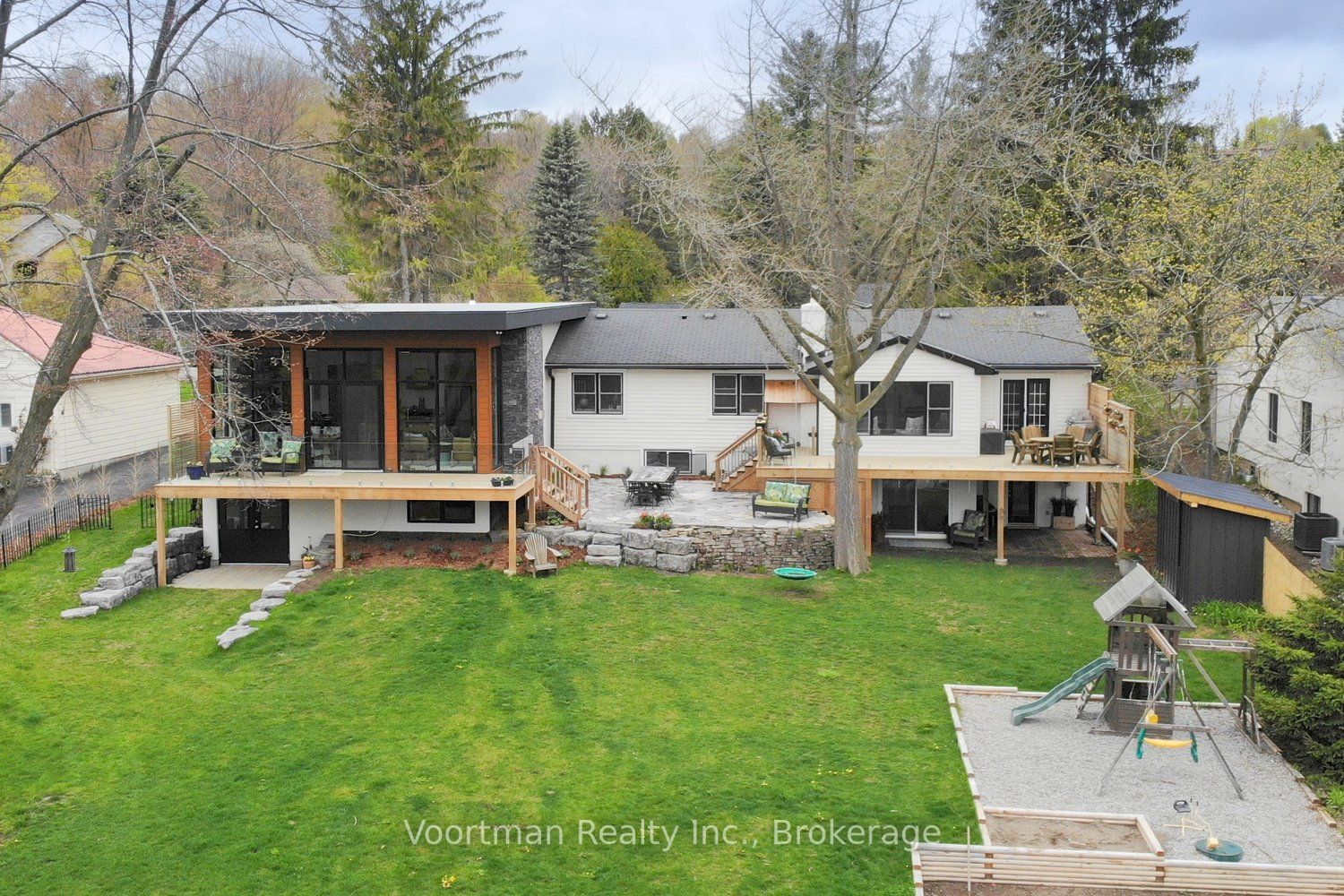 84 Maple Avenue