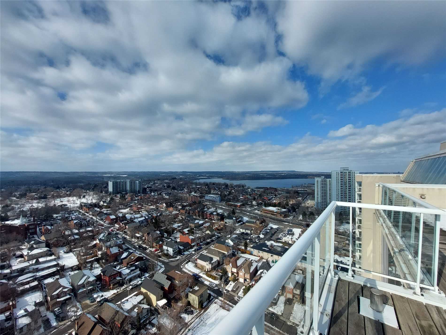 75 Queen Street N, #1802