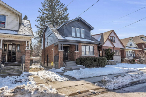 19 Sterling St, Hamilton