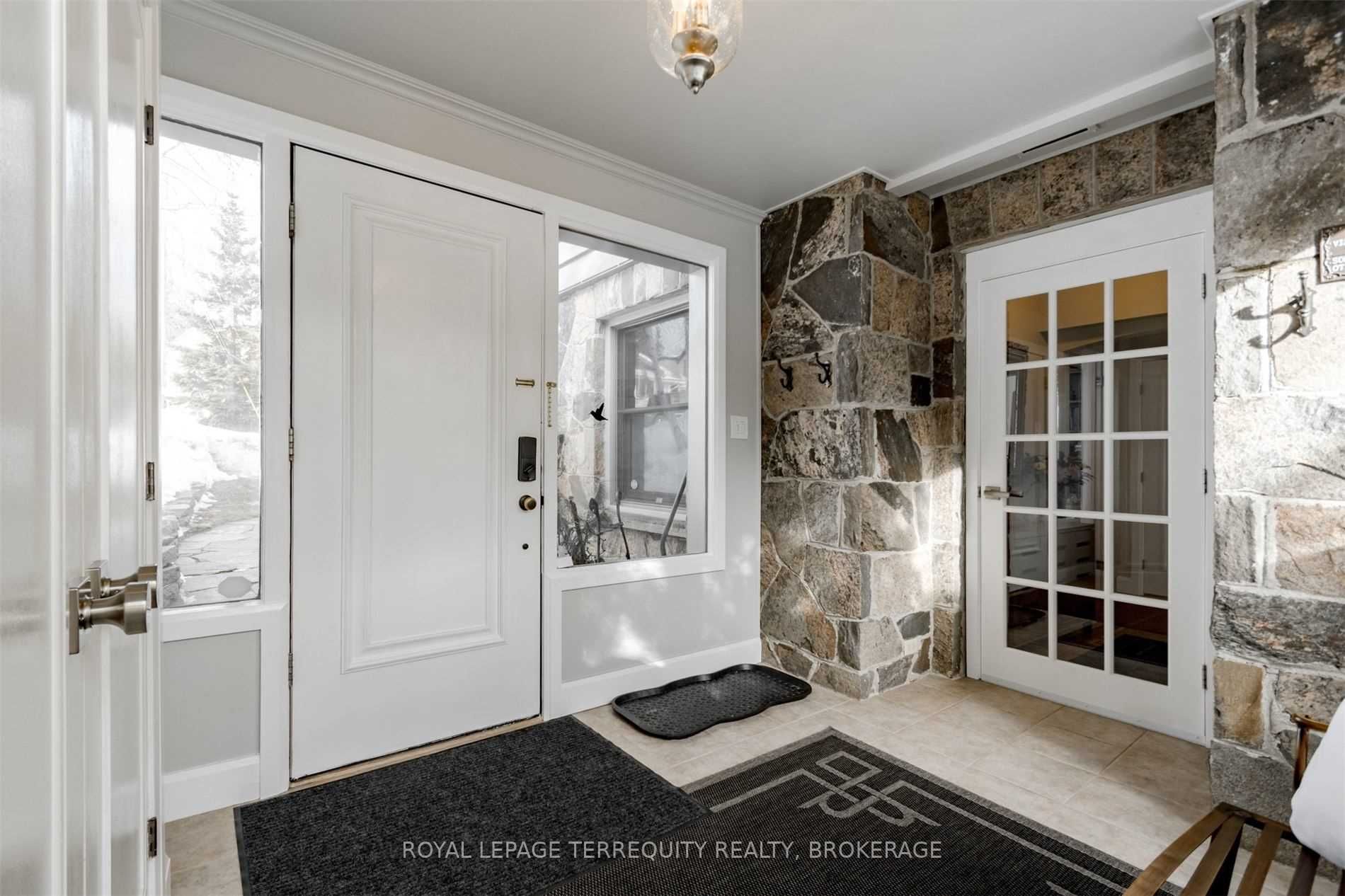 Listing X5960603 - Large Photo # 4
