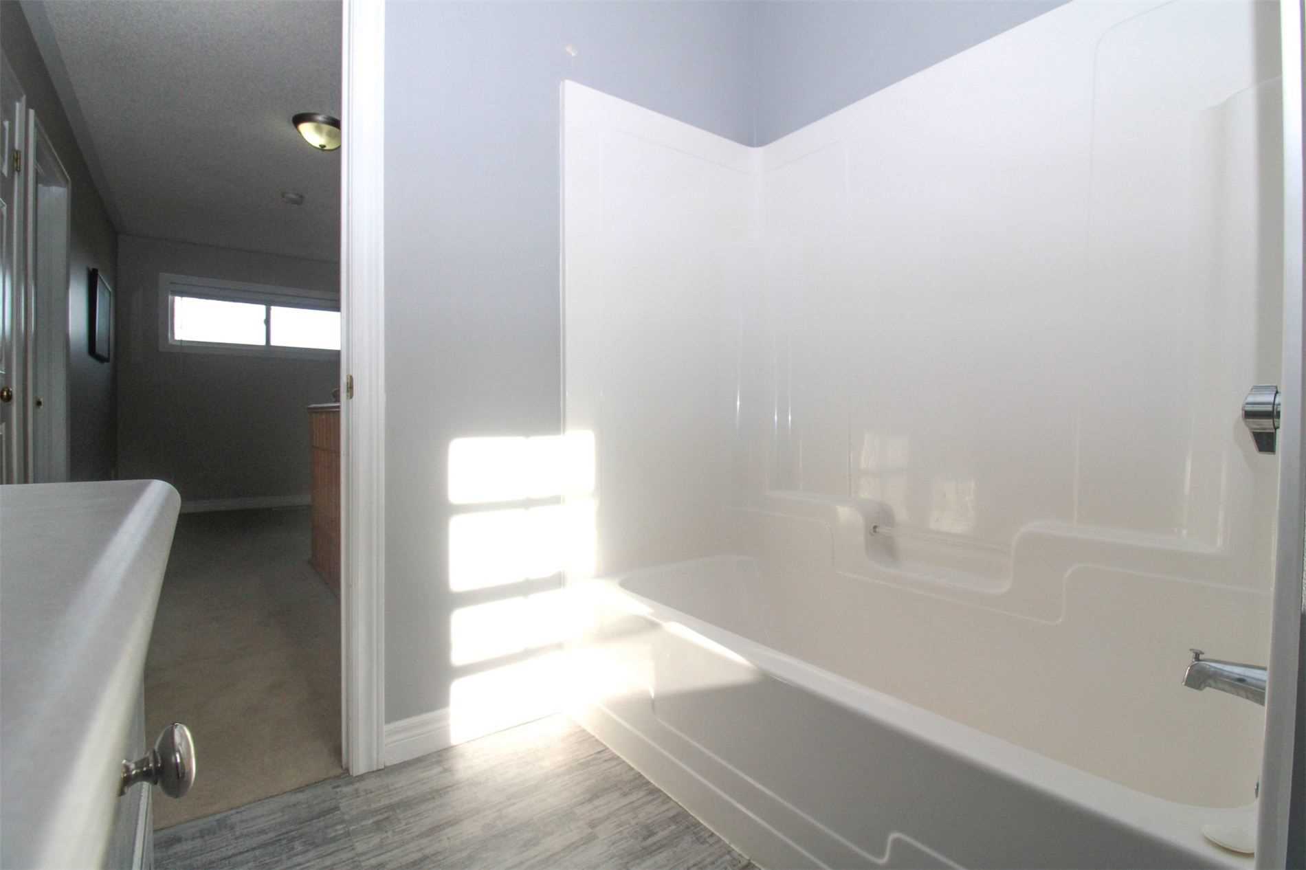 Listing X5960765 - Large Photo # 24