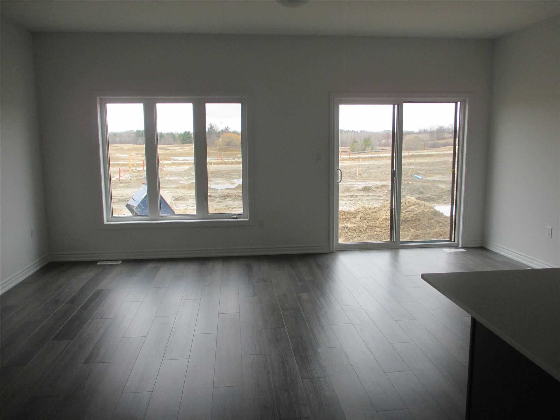 Listing X5961891 - Large Photo # 2