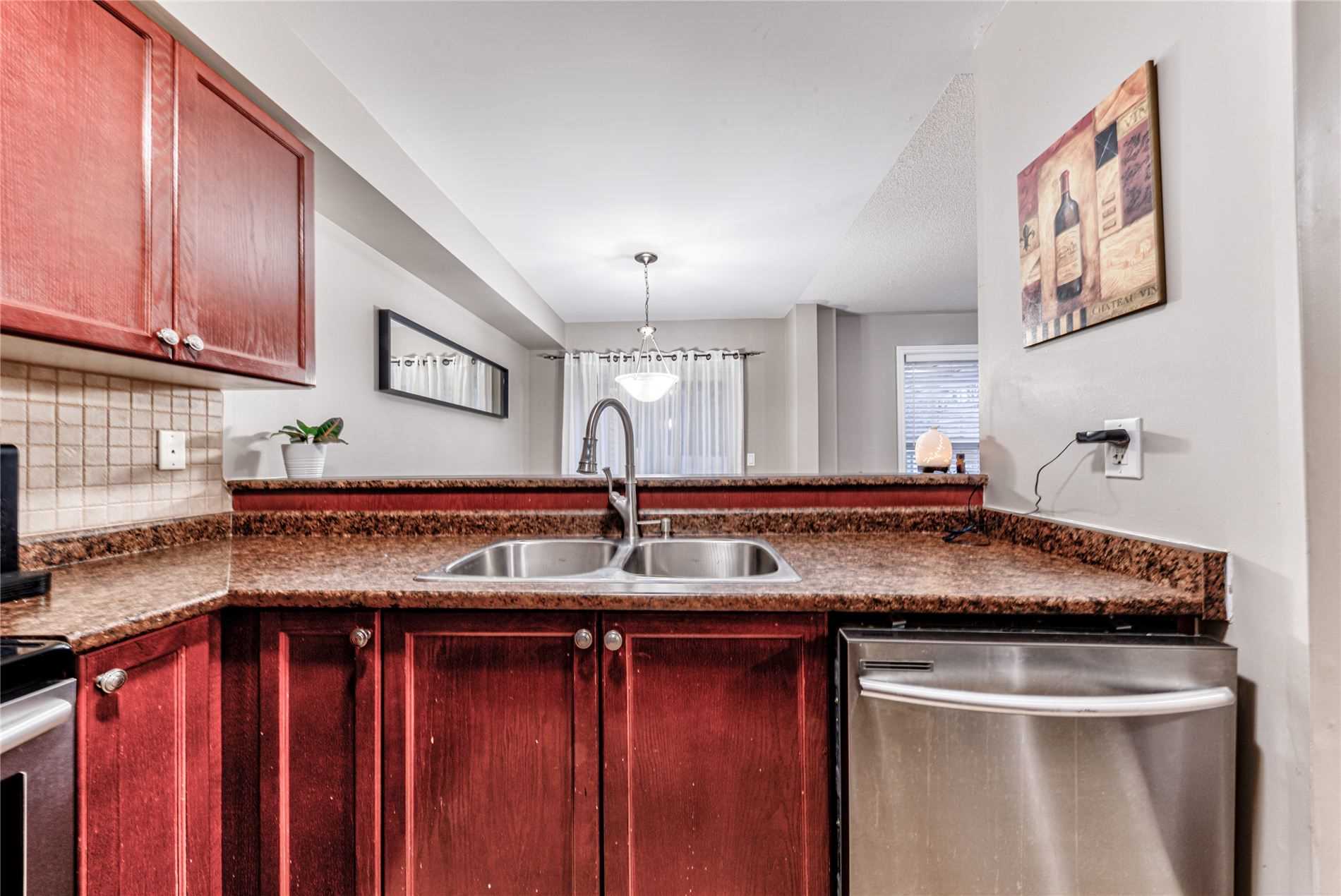Listing X5962795 - Large Photo # 5