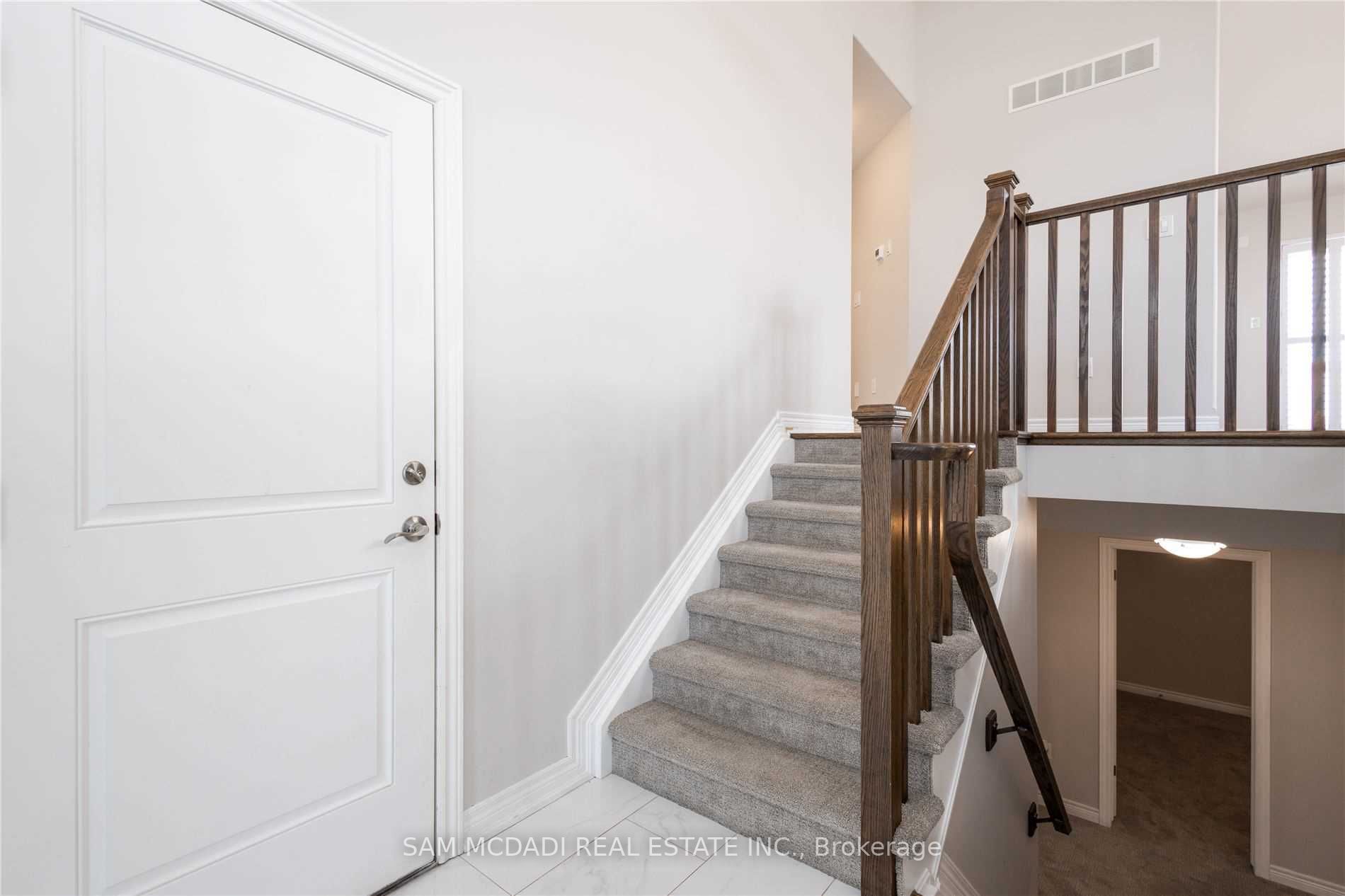 9 Cinnamon St