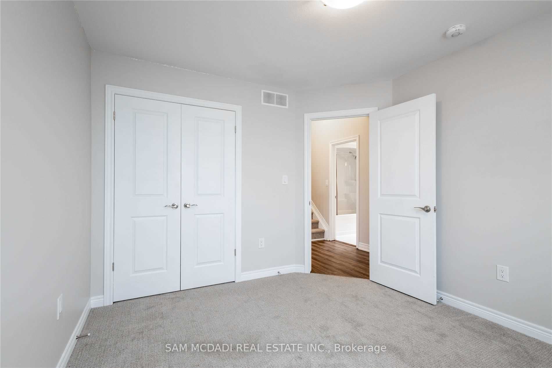 9 Cinnamon St