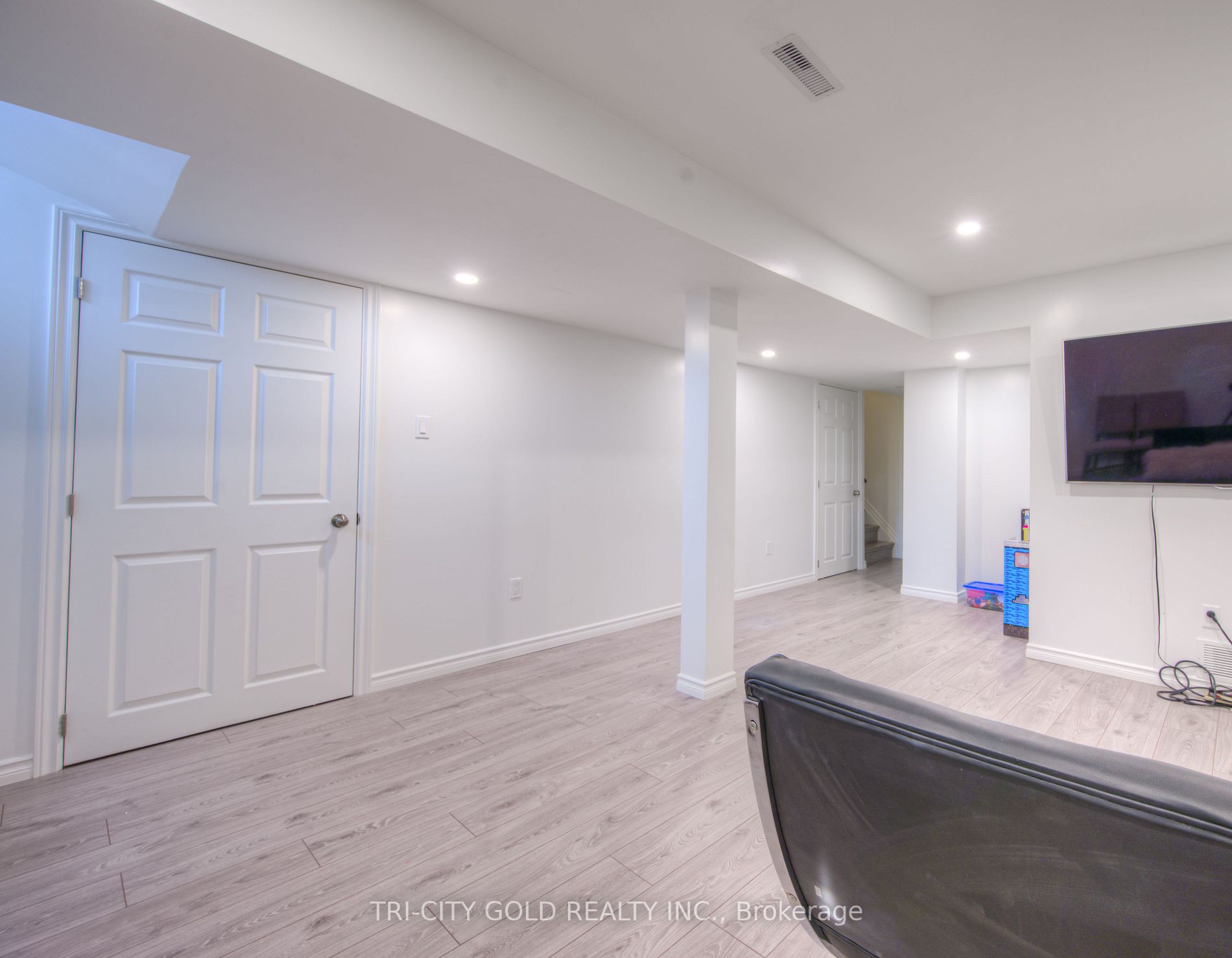 Listing X5963460 - Large Photo # 24