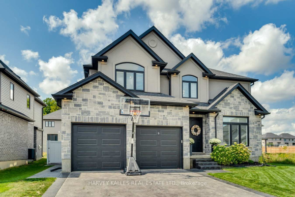 370 Masters Dr, Woodstock