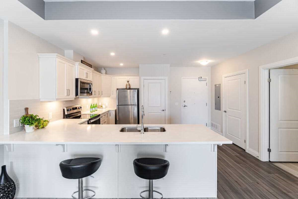 5 Wake Robin Dr, Kitchener