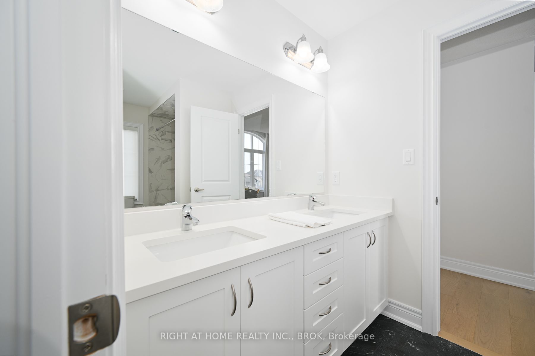 Listing X5963764 - Large Photo # 34