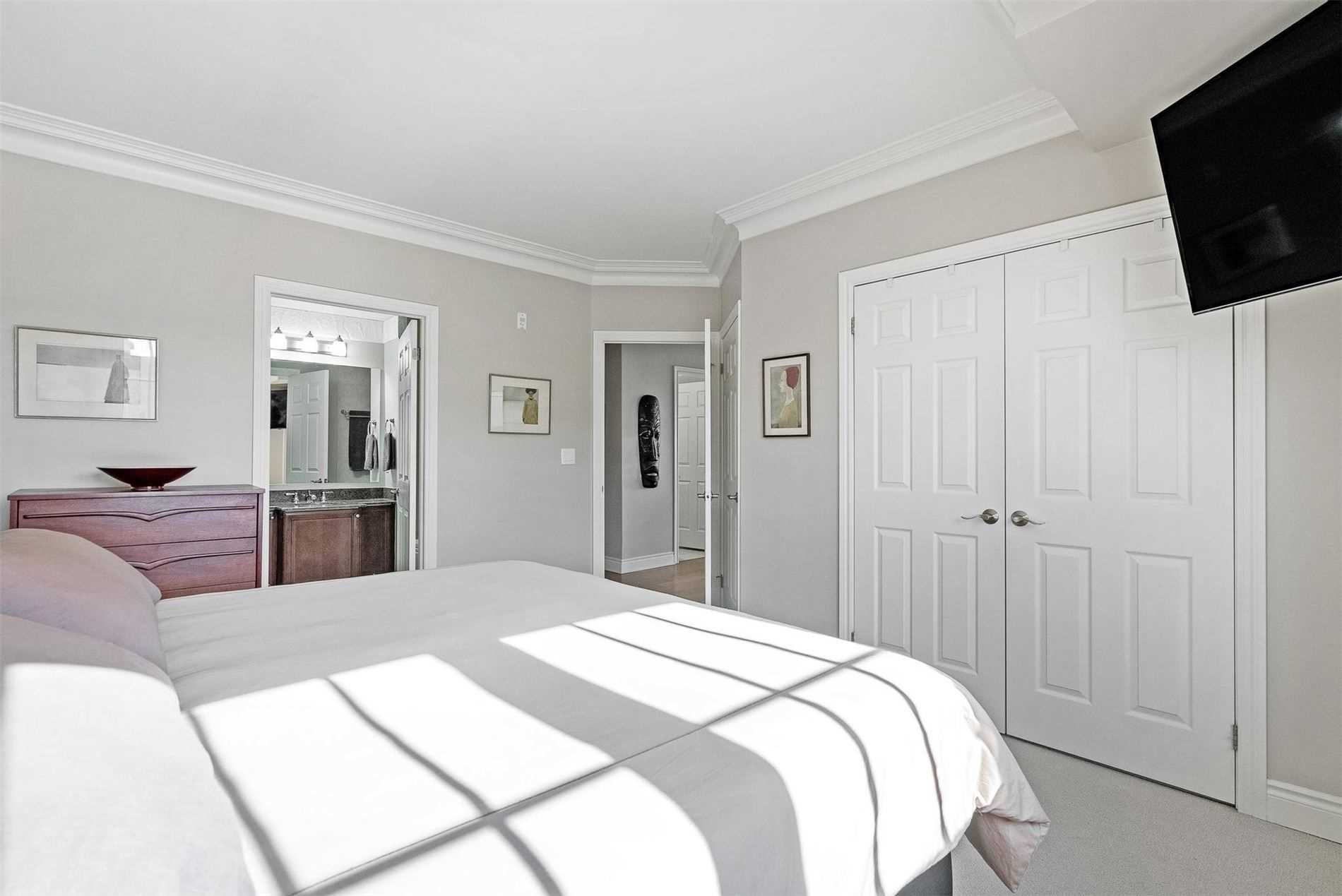 148 Third St, #305