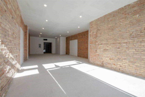 475 King St E, Hamilton