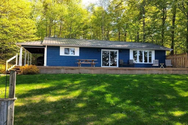 5256 County Road 1, Prince Edward County