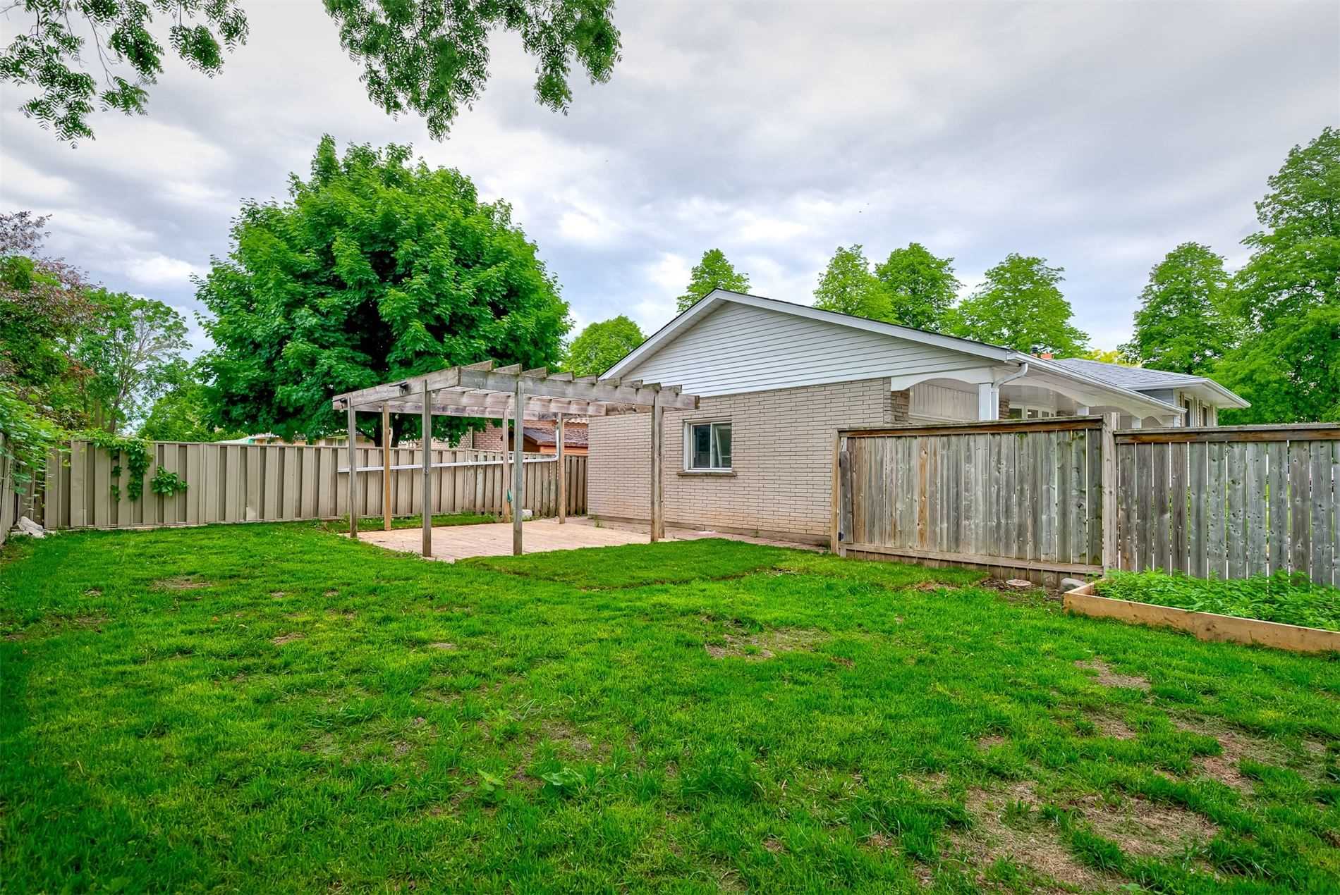 75 Bettley Crescent