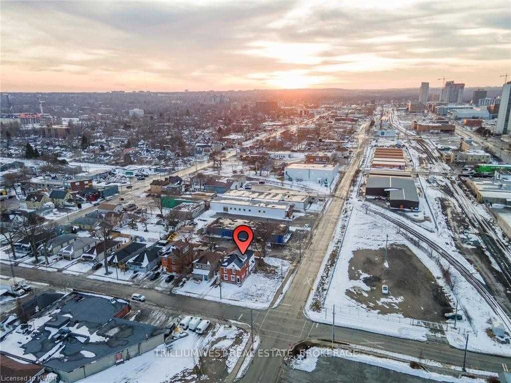281 William St