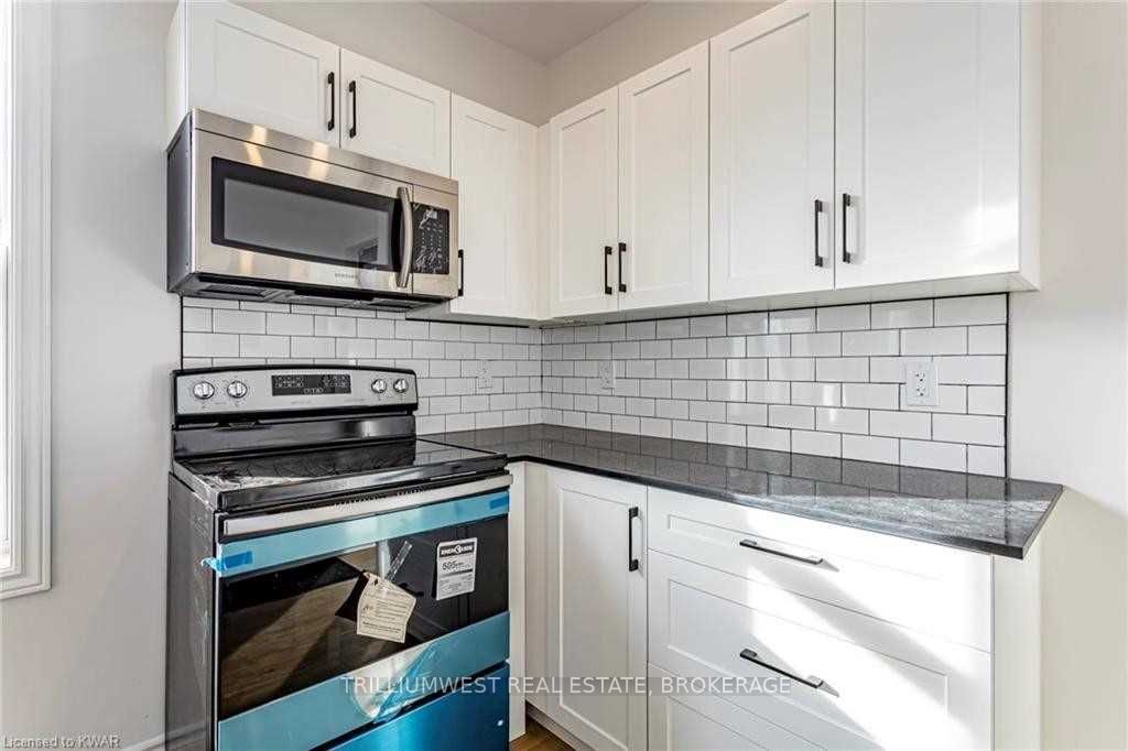 281 William St