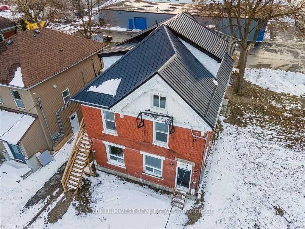 281 William St