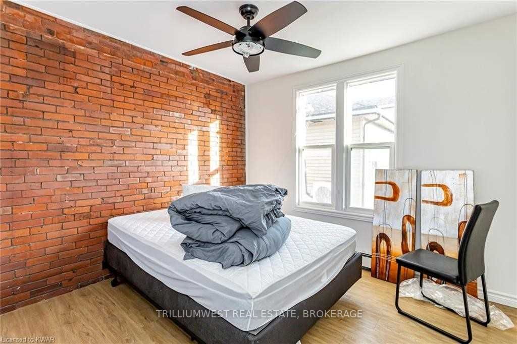281 William St