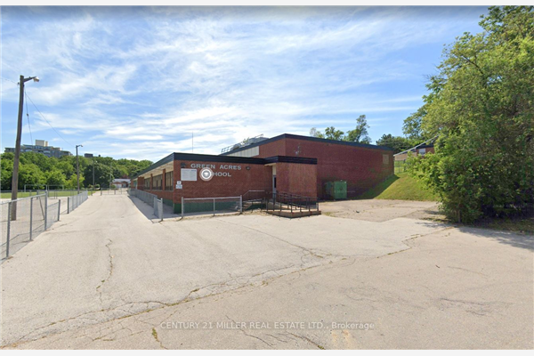 45 Randall Ave, Hamilton