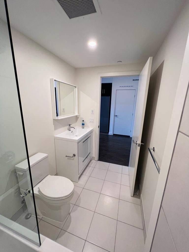 212 King William Street, #604