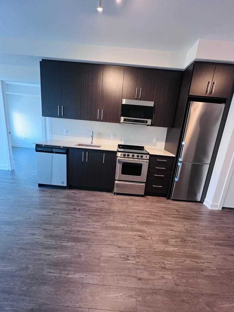 212 King William Street, #604