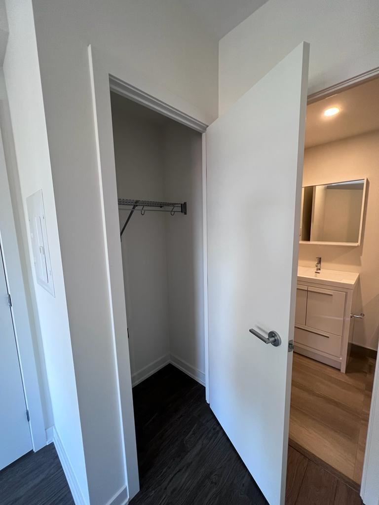 212 King William Street, #604