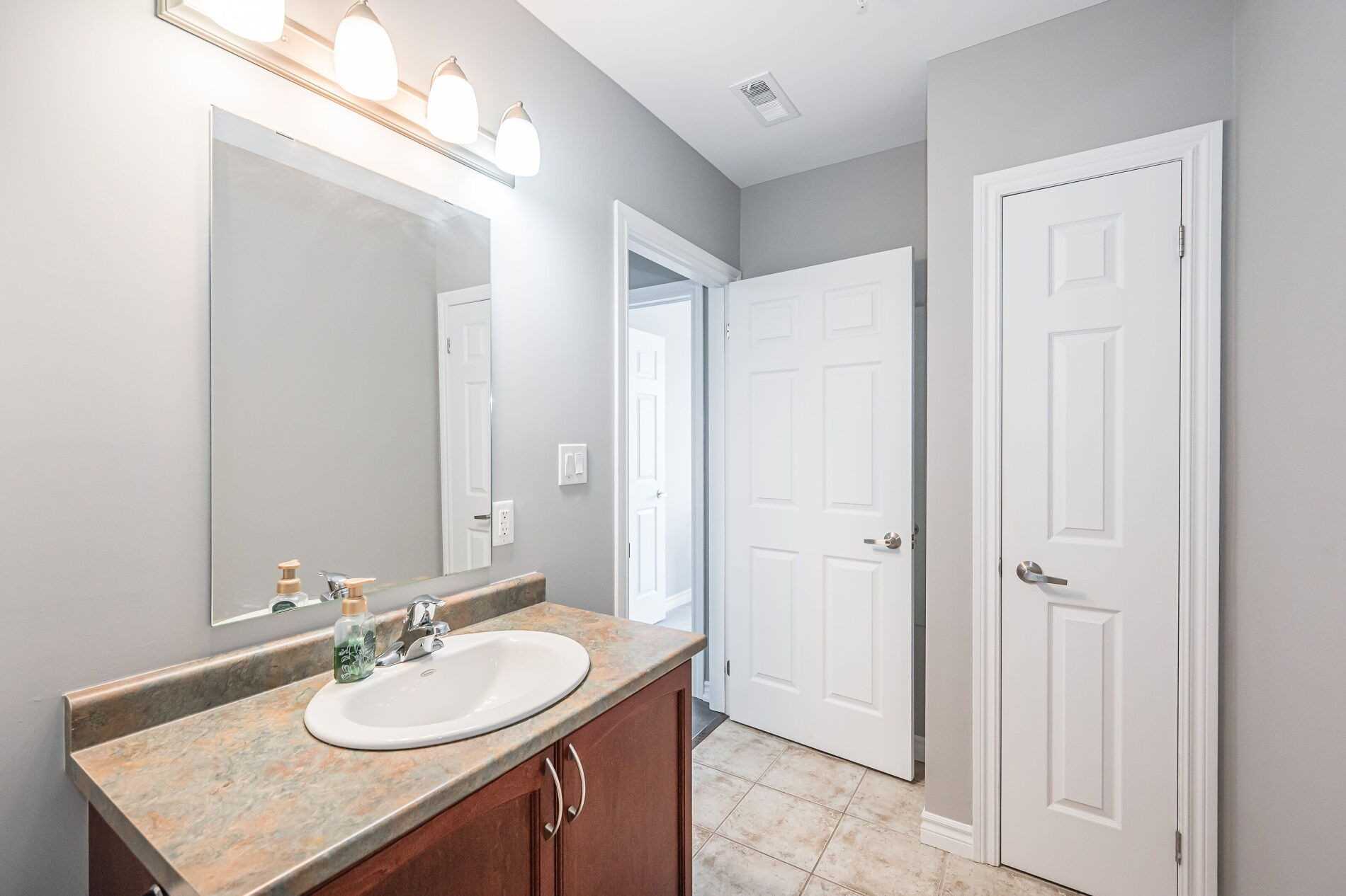 Listing X5967137 - Large Photo # 33