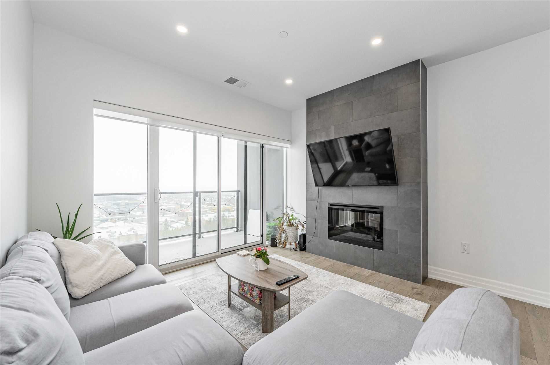 Listing X5967307 - Large Photo # 1