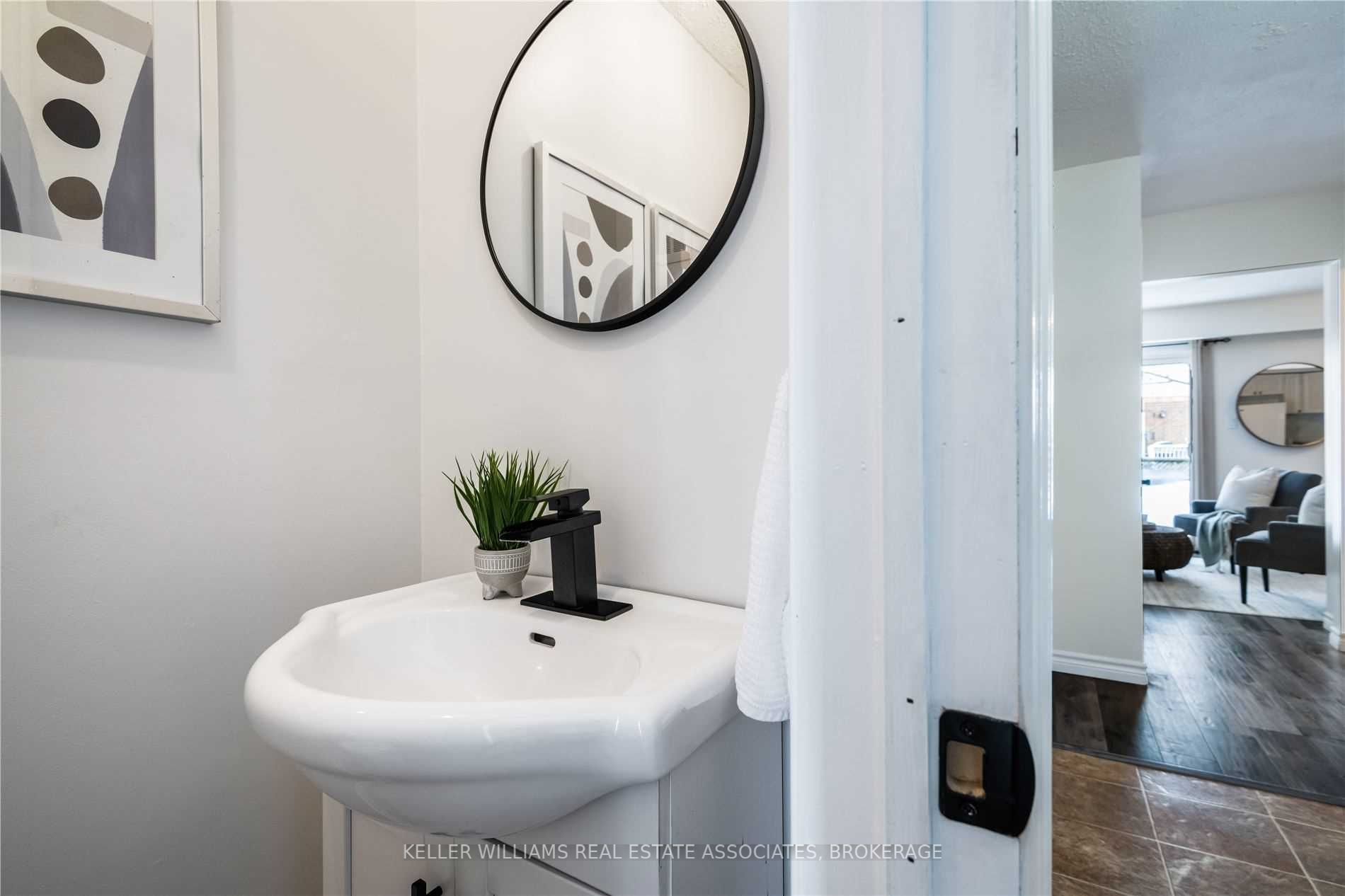 Listing X5968123 - Large Photo # 11
