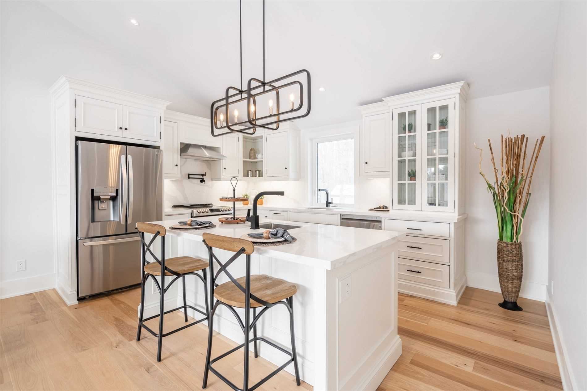 146 7th Concession Rd E