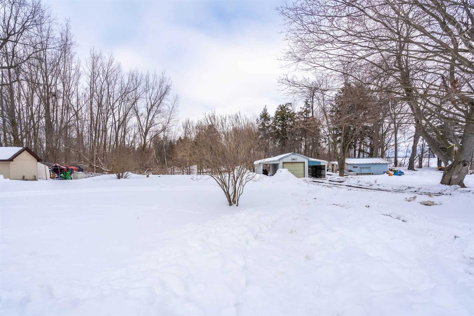 146 7th Concession Rd E