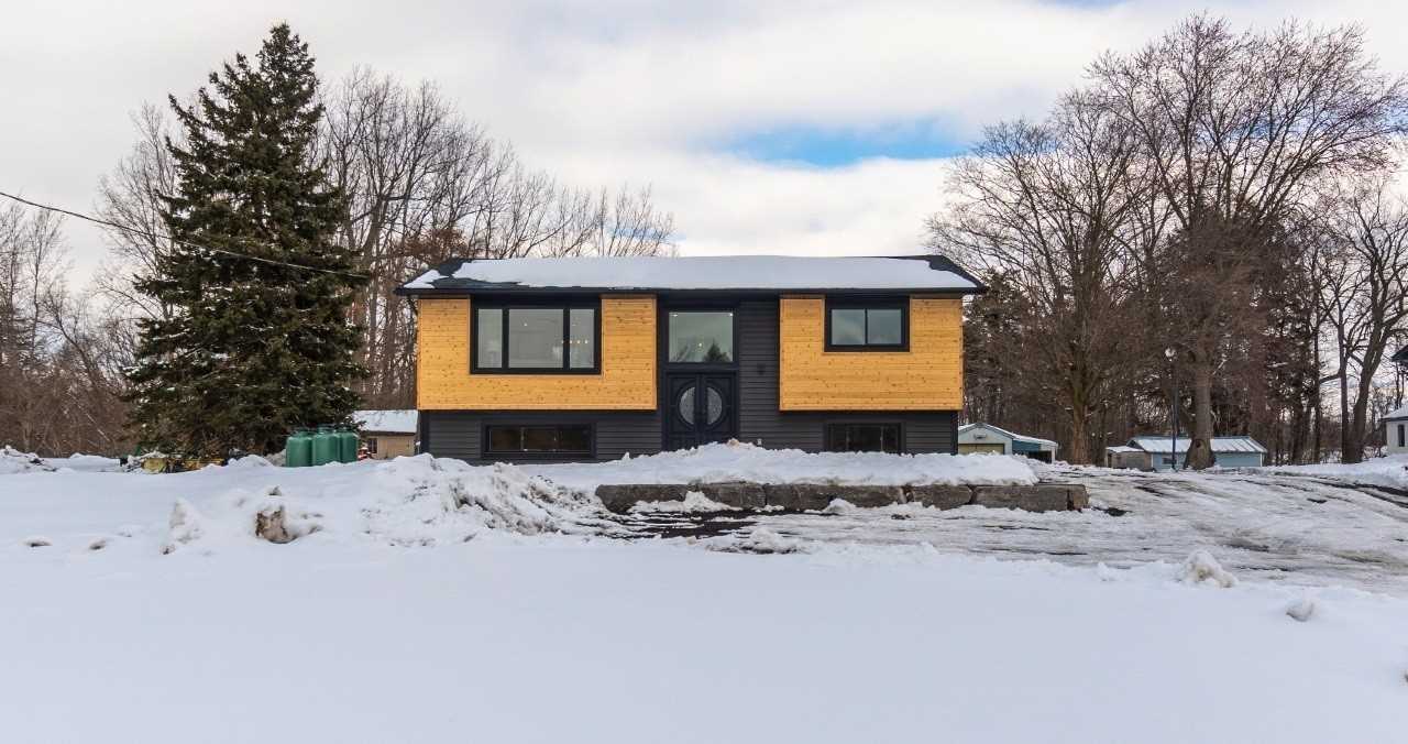 146 7th Concession Rd E